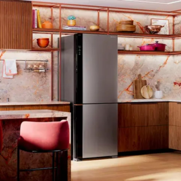 Geladeira Inteligente B-Smart Brastemp Frost Free Inverse 500 Litros Cor Inox - BRE66AK Bivolt